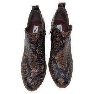 Steve Madden Rader faux snakeskin Booties NWOB